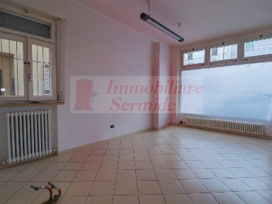 Locale commerciale in Affitto