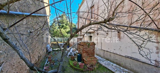 Trilocale via Giuseppe Garibaldi 46, Tirli, Vetulonia, Buriano, Castiglione della Pescaia