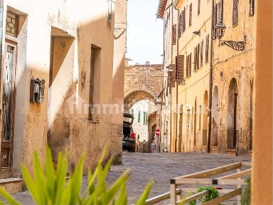 Massa Marittima, vicolo ugo basso, 6
