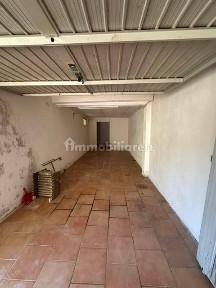 Gavorrano, via Petrarca, 8