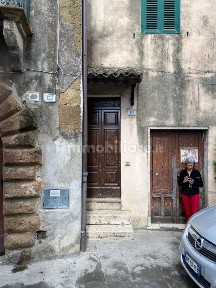 Trilocale via Roma, Centro, Pitigliano