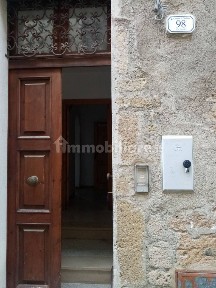 Pitigliano, Via Vignoli