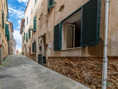 Grosseto, Roselle - Nomadelfia, Via dell'Orologio, 6