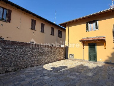 Terratetto unifamiliare piazza casolo, 6, Centro, Somma Lombardo