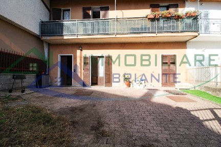 Terratetto unifamiliare vicolo Ortaggi, Centro, Vergiate