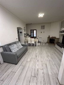Terratetto unifamiliare via Firenze, 3, Casorate Sempione