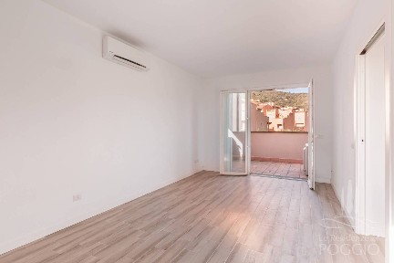 Trilocale nuovo, terzo piano, Castiglione Paese, Castiglione della Pescaia