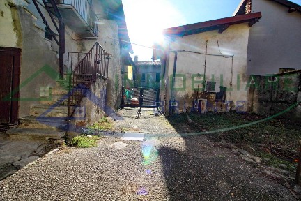 Terratetto unifamiliare via Giuseppe Garibaldi, Centro, Somma Lombardo