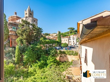 Quadrilocale su più livelli, Centro, Massa Marittima