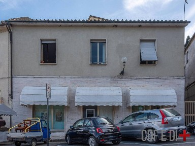 Bilocale piazza Busatti, Centro, Sorano