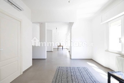 Grosseto, Stazione - Via Roma, Via Guglielmo Oberdan