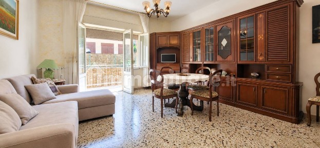 Trilocale buono stato, primo piano, Centro, Massa Marittima