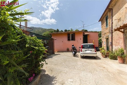 Quadrilocale da ristrutturare, su più livelli, Porto Santo Stefano, Monte Argentario