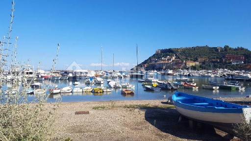 Quadrilocale via della Marina snc, Porto Ercole, Monte Argentario