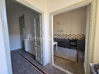 Grosseto, Stazione - Via Roma, via crispi, 20