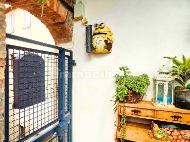 Trilocale vicolo della Schiaccia, Centro, Seggiano