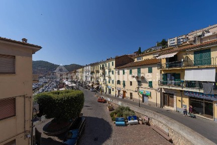 Quadrilocale corso Umberto I 95, Porto Santo Stefano, Monte Argentario