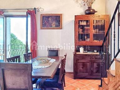 Bilocale via della Penna 16, Centro, Castel del Piano
