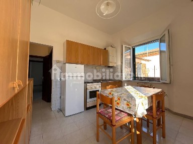 Follonica, Via Isola di Caprera, 1