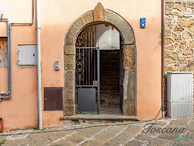 Scarlino, Via Martiri d'Istria, 6