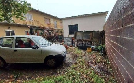Semproniano, Via Roma, 112/A