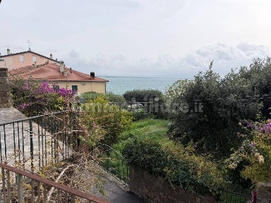 Quadrilocale via Giuseppe Garibaldi, Talamone, Orbetello