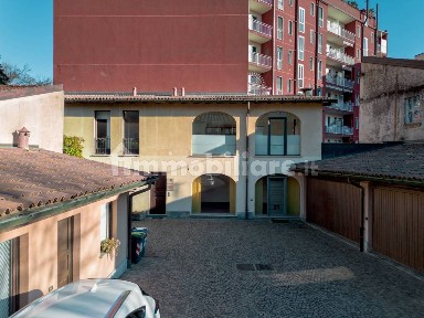 Terratetto unifamiliare via Sabotino 11, Centro, Varese