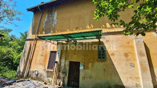 Somma Lombardo, Via Lungo Canale Villoresi, 3