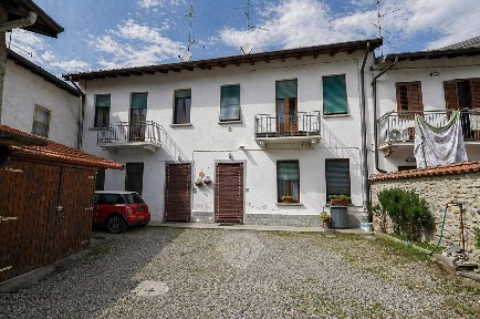 Terratetto plurifamiliare Villoresi 40, Centro, Somma Lombardo
