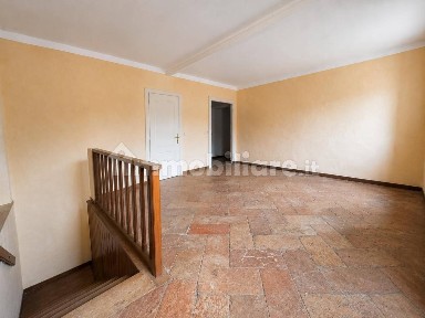 Terratetto plurifamiliare via Case Nuove 35, Velate - Avigno, Varese