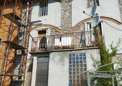 Casa indipendente all'asta Strada Armino 9, Cocquio-Trevisago
