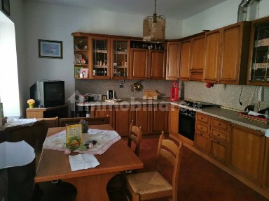 Terratetto unifamiliare via della Fonte 9, Centro, Cuasso al Monte