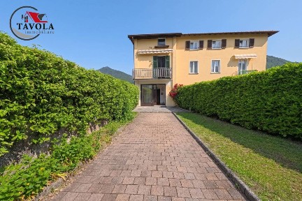 Terratetto unifamiliare via Giuseppe Verdi 7, Centro, Cuvio