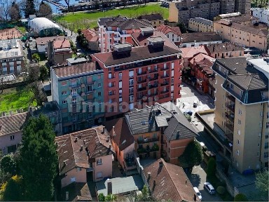 Angera, via mazzini, 71