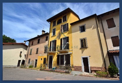 Terratetto unifamiliare via Imborgnana, Cuasso al Monte