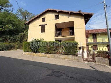 Varese, Giubiano - San Carlo, Via Vivirolo, 17