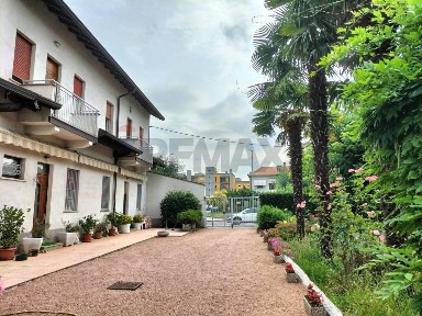 Terratetto unifamiliare via Cassano Magnago 21, Santissimi Apostoli, Busto Arsizio