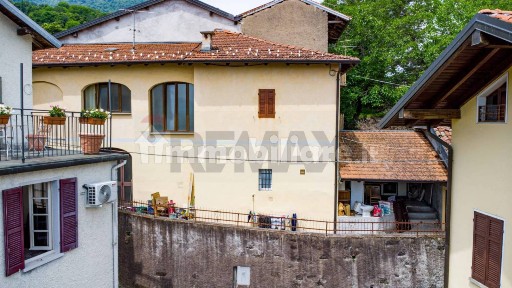 Terratetto unifamiliare via Bonomi 5, Centro, Brissago-Valtravaglia