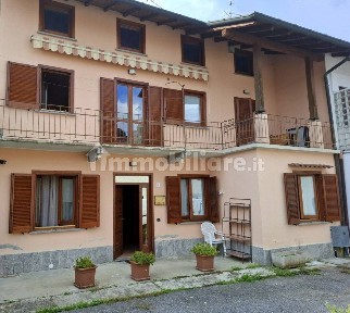 Terratetto unifamiliare via Giuseppe Garibaldi 9, Centro, Sumirago