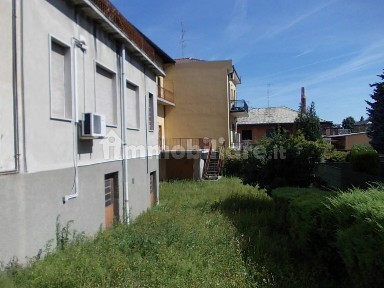 Terratetto plurifamiliare via Filippo Porraneo, Cardano al Campo