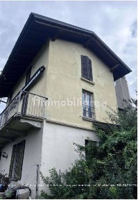 Casa indipendente all'asta via Della Chiesa, 10, Luino