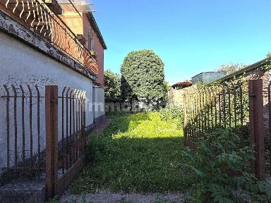 Terratetto unifamiliare via A. Boito, 16, Cassano Magnago