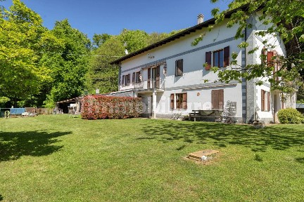 Terratetto unifamiliare via Provinciale, Marchirolo