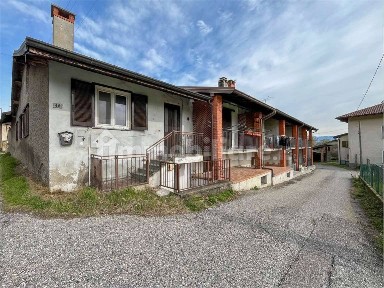 Terratetto unifamiliare via Uponne, 45, Uponne, Ranco