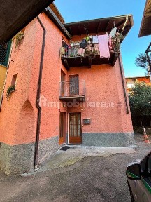 Terratetto plurifamiliare 105 m², buono stato, Centro, Lavena Ponte Tresa