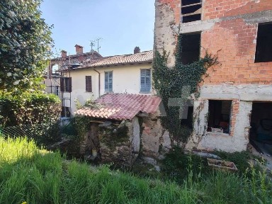 Terratetto unifamiliare via Roma, Bosco Valtravaglia, Montegrino Valtravaglia