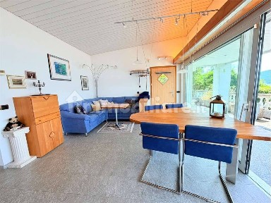 Terratetto unifamiliare 70 m², buono stato, Villaggio Belmonte, Brezzo di Bedero