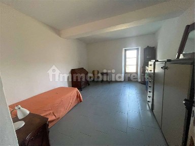 Terratetto unifamiliare 160 m², da ristrutturare, Masciago Primo