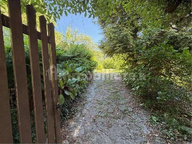 Terratetto unifamiliare 196 m², ottimo stato, Agra
