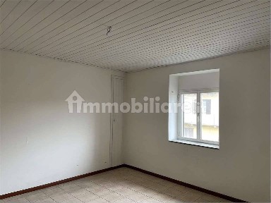 Terratetto unifamiliare 160 m², buono stato, Centro, Taino